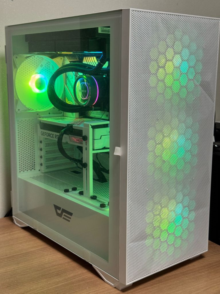 인텔 정품 i7-13700k / ddr5 32gb / rtx4060TI 작업용 게이밍 컴퓨터 급처 이미지