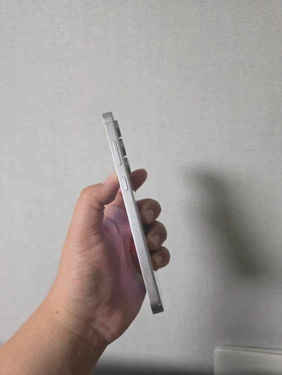 갤럭시 S24FE 그레이 256기가 A급 팔아요~ 이미지