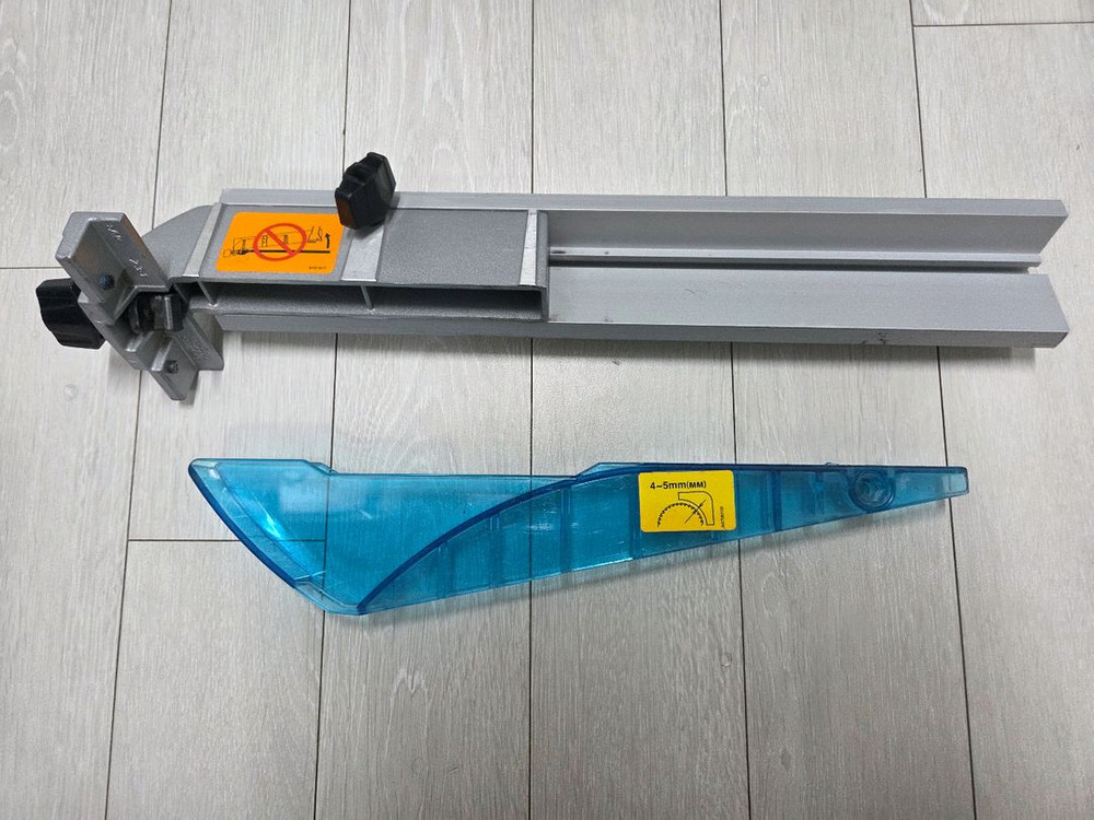 마끼다 12일치 탁상윈형톱 LH1201FL 디월트 10인치 슬라이딩 DW717 이미지