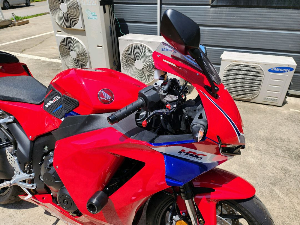 25년식 혼다 CBR 600 RR 레드 판매 이미지
