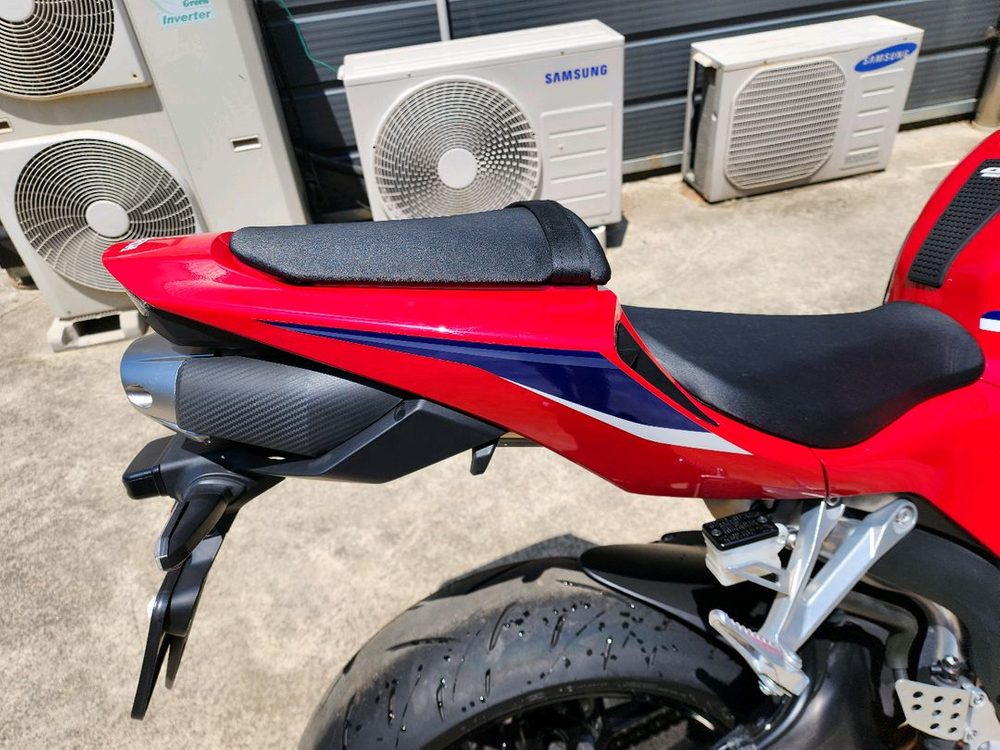 25년식 혼다 CBR 600 RR 레드 판매 이미지