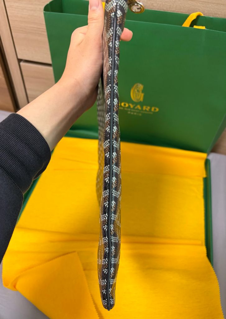 [새상품급]고야드 세나 클러치 GM 블랙 이미지