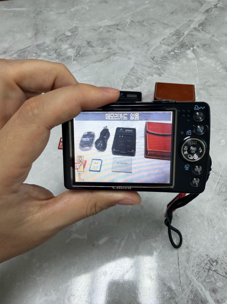 캐논 익서스 75 (캐논 IXUS 75) 레트로디카 / 아일릿원희 디카 이미지
