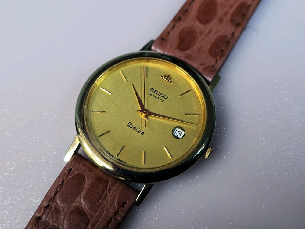 세이코 돌체(Seiko Dolce) 빈티지 금장 쿼츠 시계 이미지