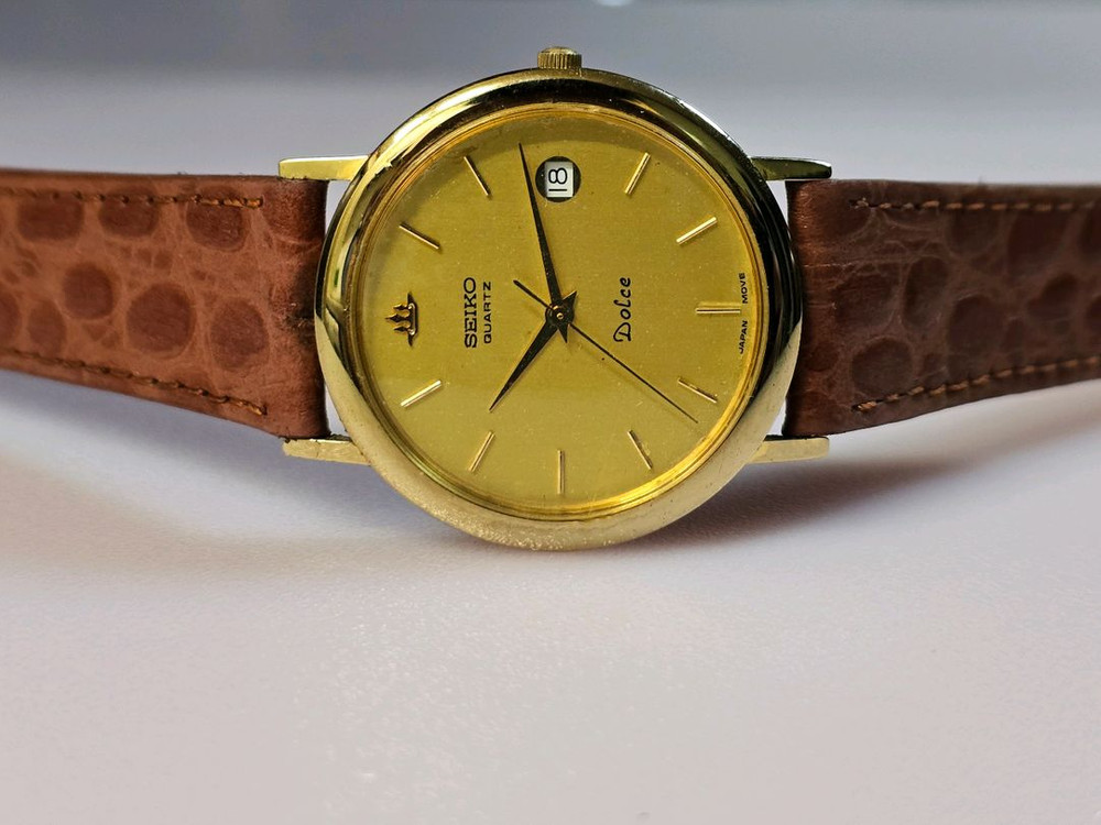 세이코 돌체(Seiko Dolce) 빈티지 금장 쿼츠 시계 이미지