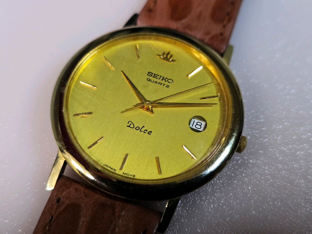 세이코 돌체(Seiko Dolce) 빈티지 금장 쿼츠 시계 이미지