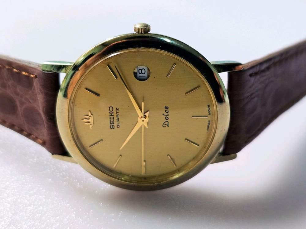 세이코 돌체(Seiko Dolce) 빈티지 금장 쿼츠 시계 이미지