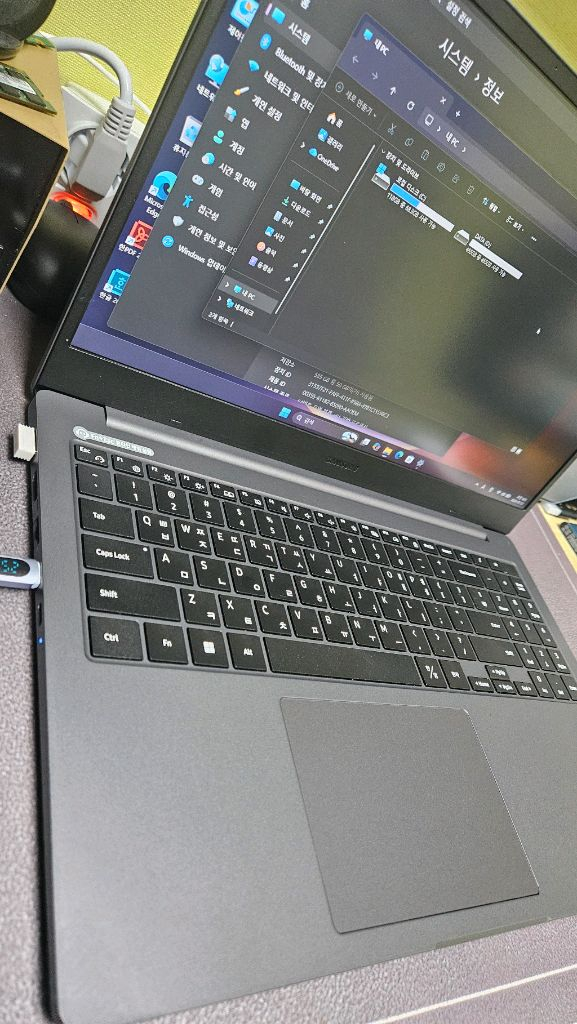 삼성 갤럭시북2 펜티엄골드8505-16g-128g+512g ssd 이미지