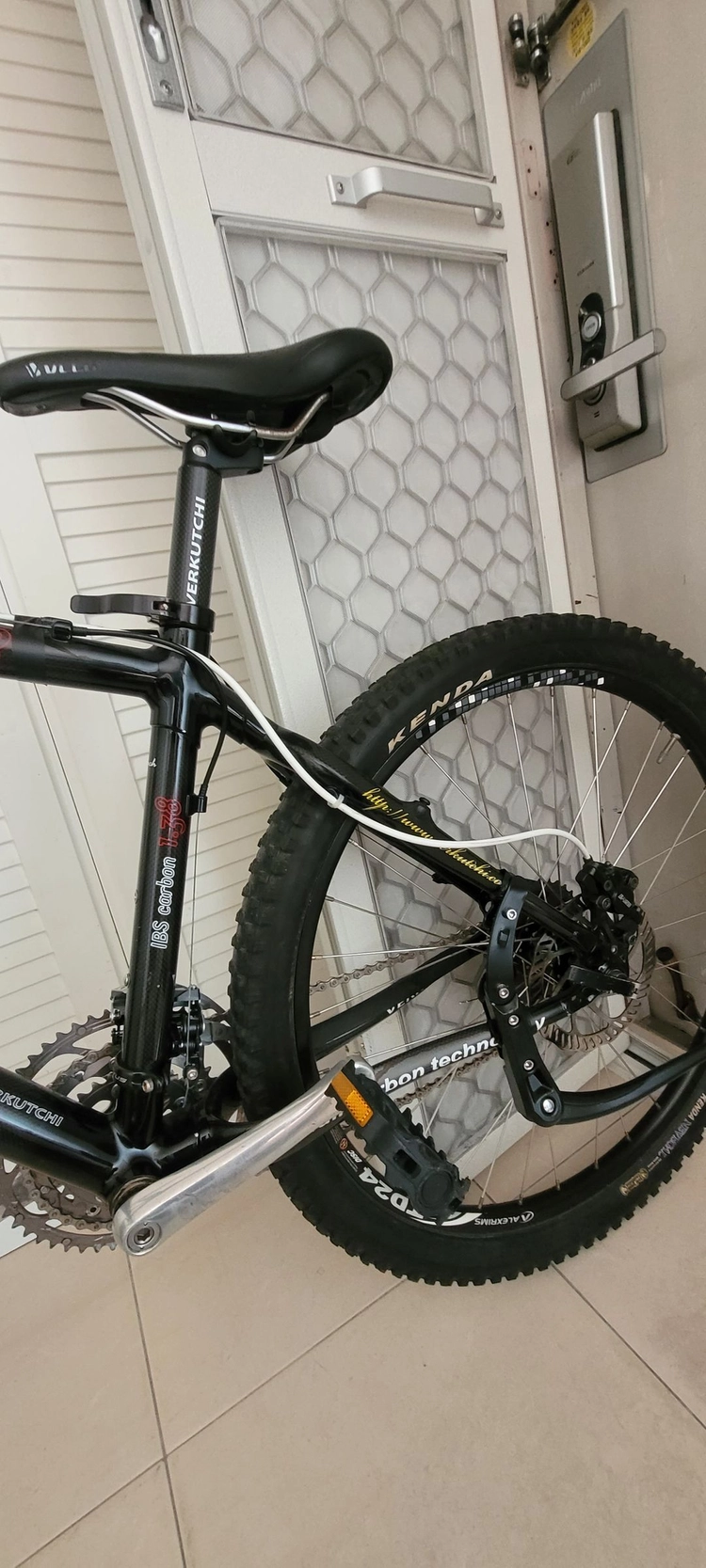 mtb 카본 자전거 이미지
