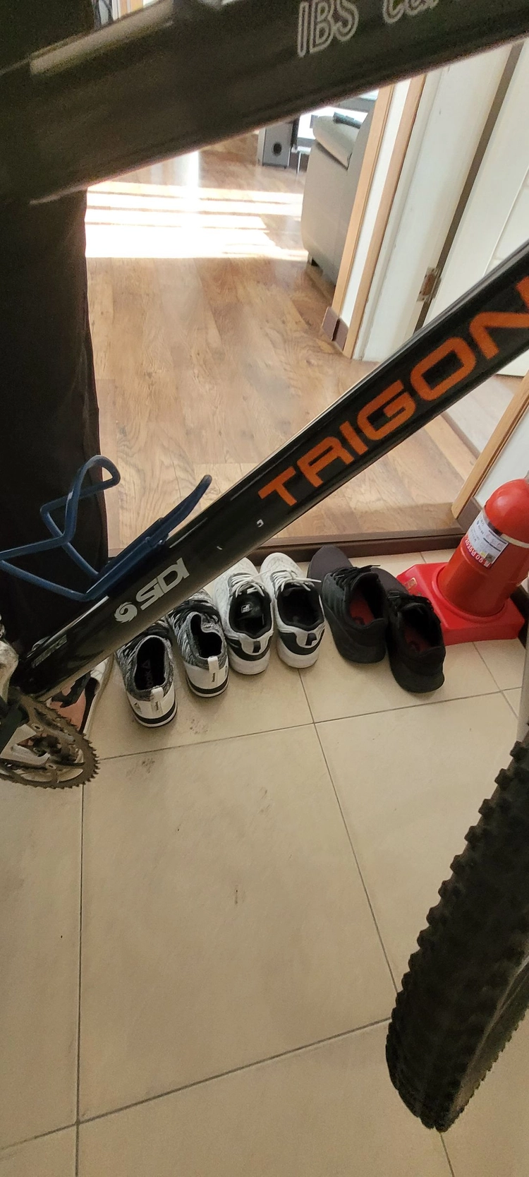 mtb 카본 자전거 이미지