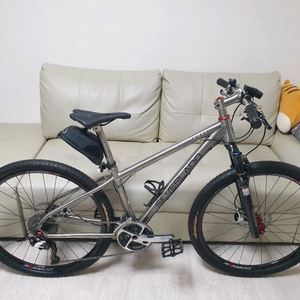 2014년식 첼로 실버라도90 XTR 티타늄 MTB 이미지