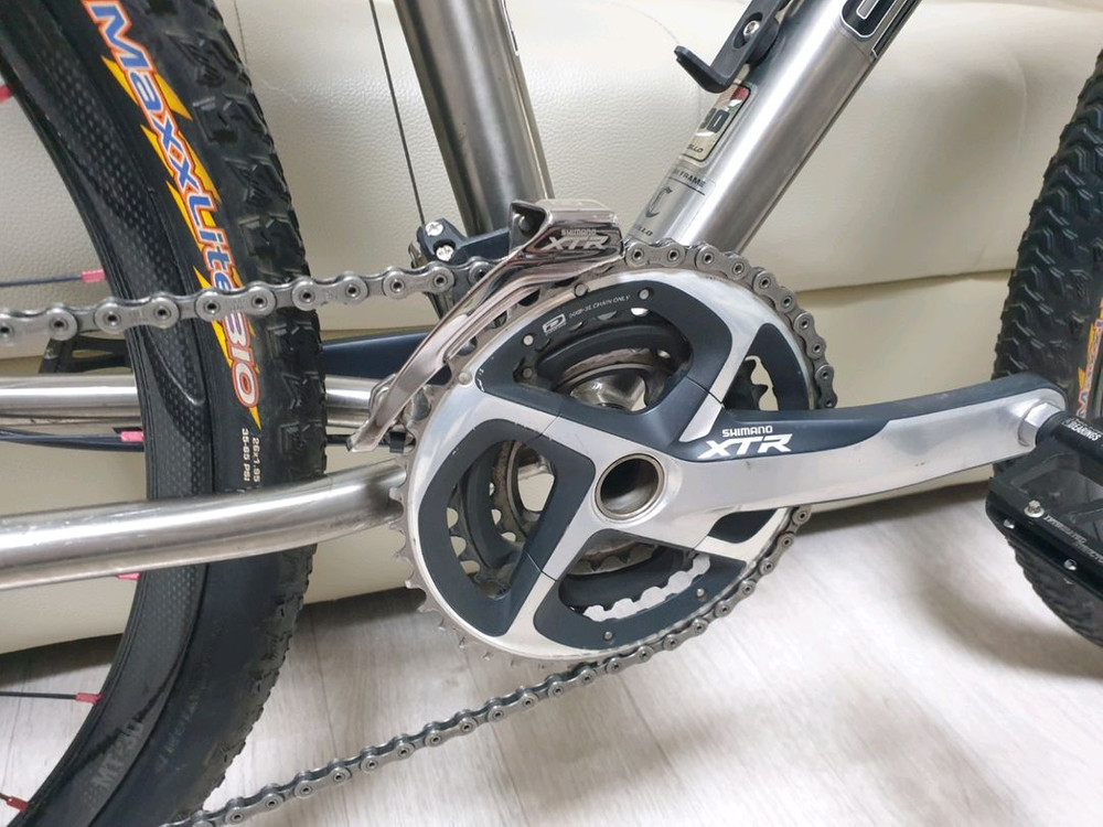2014년식 첼로 실버라도90 XTR 티타늄 MTB 이미지