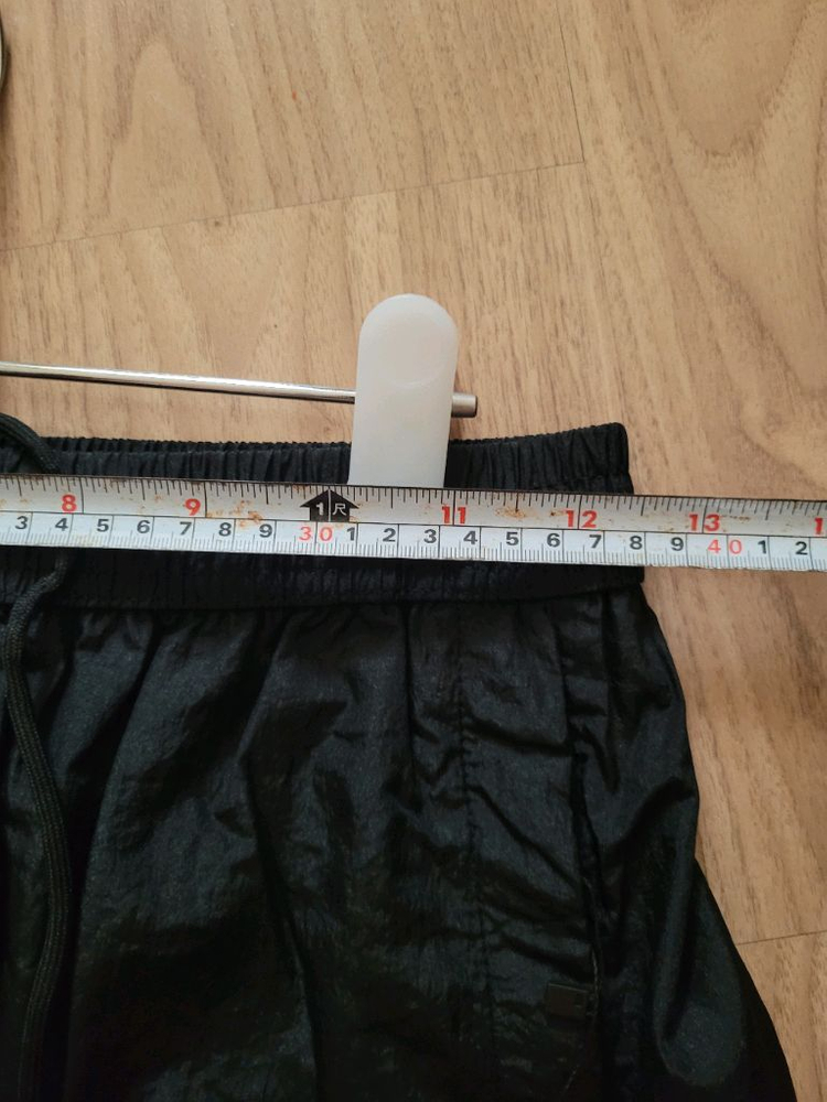 스톤아일랜드 나일론메탈 반바지 이미지