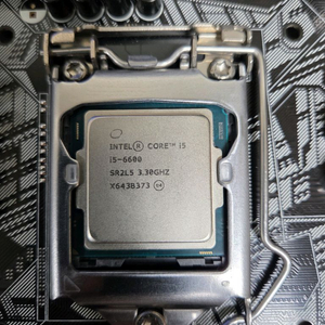 인텔 코어 i5-6600 CPU, z170 메인보드 이미지