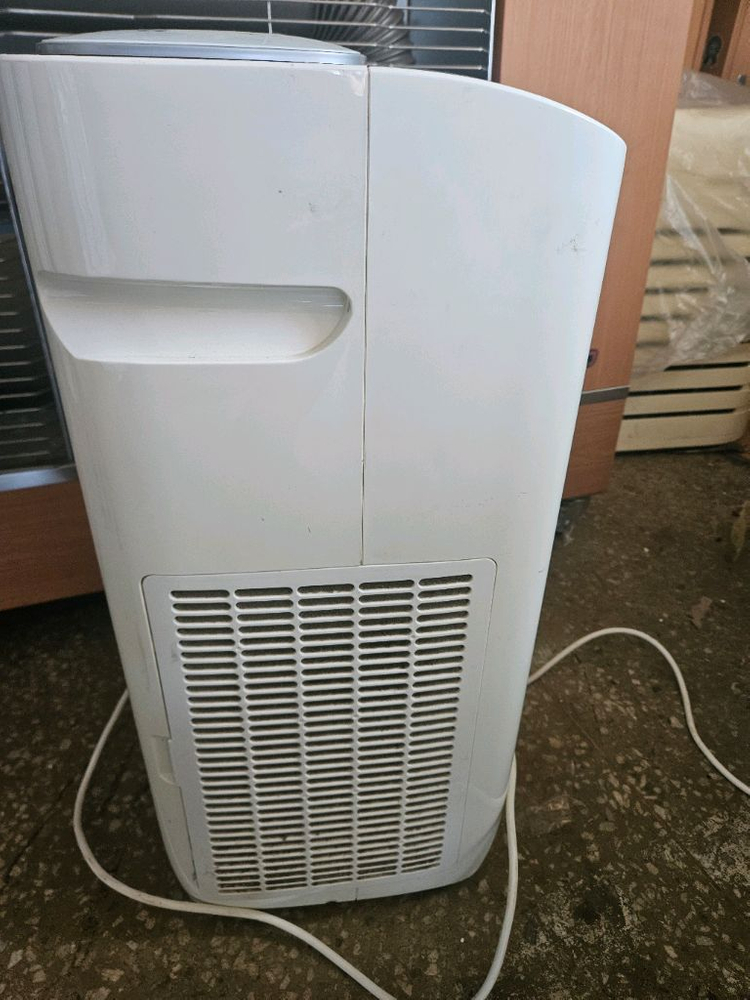 파세코 이동식 창문형 에어컨 창문틀 거치대 호스 포함 세트. 이미지