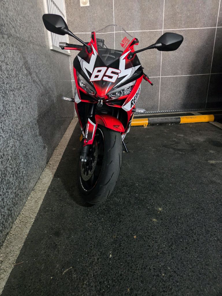 25년식 cbr650r e클러치 팝니다 이미지