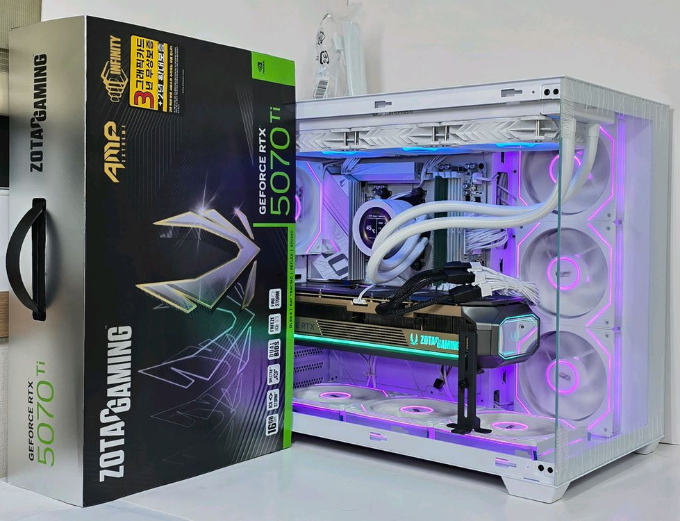 (새제품 수랭 화이트)9800X3D, RTX5070Ti, 32GB, 수랭쿨러, 850W GOLD,방송게이밍컴퓨터본체 이미지