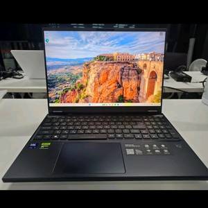 에이서 프레데터 헬리오스 네오 16 RTX 5070 게이밍 초고사양 미사용노트북 이미지