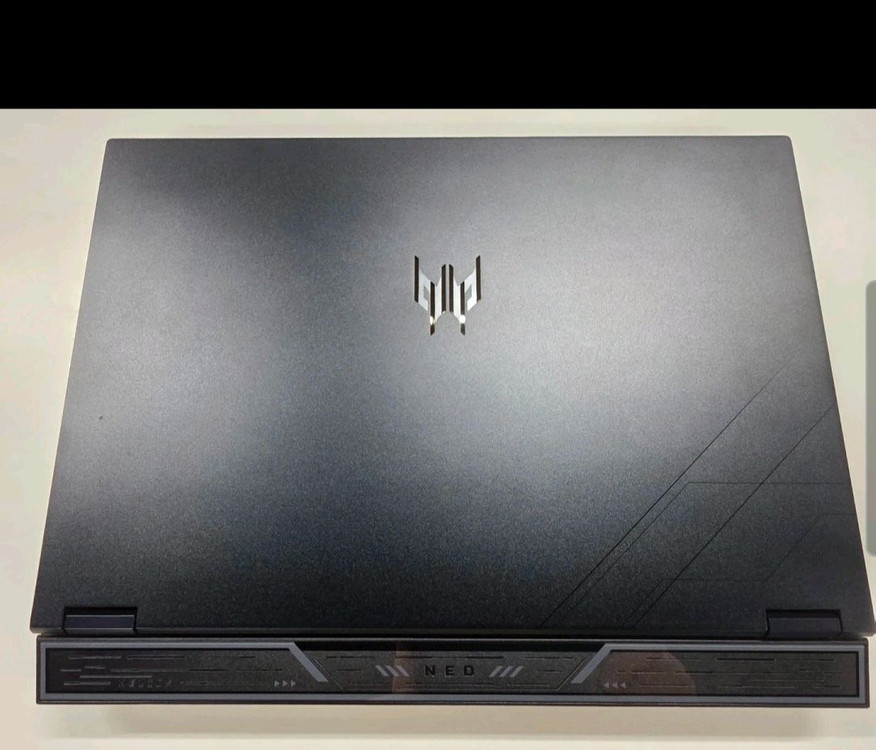 에이서 프레데터 헬리오스 네오 16 RTX 5070 게이밍 초고사양 미사용노트북 이미지