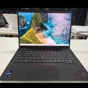 레노버 ThinkPad X1 Carbon Gen11 i7 32GB 초경량 고사양 노트북 이미지