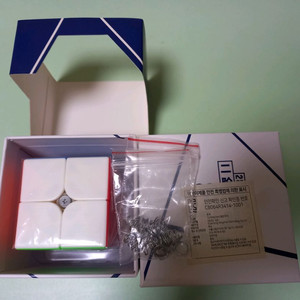 중고 루빅스큐브 YJ용진(용쥔)2x2x2큐브 팝니다 이미지