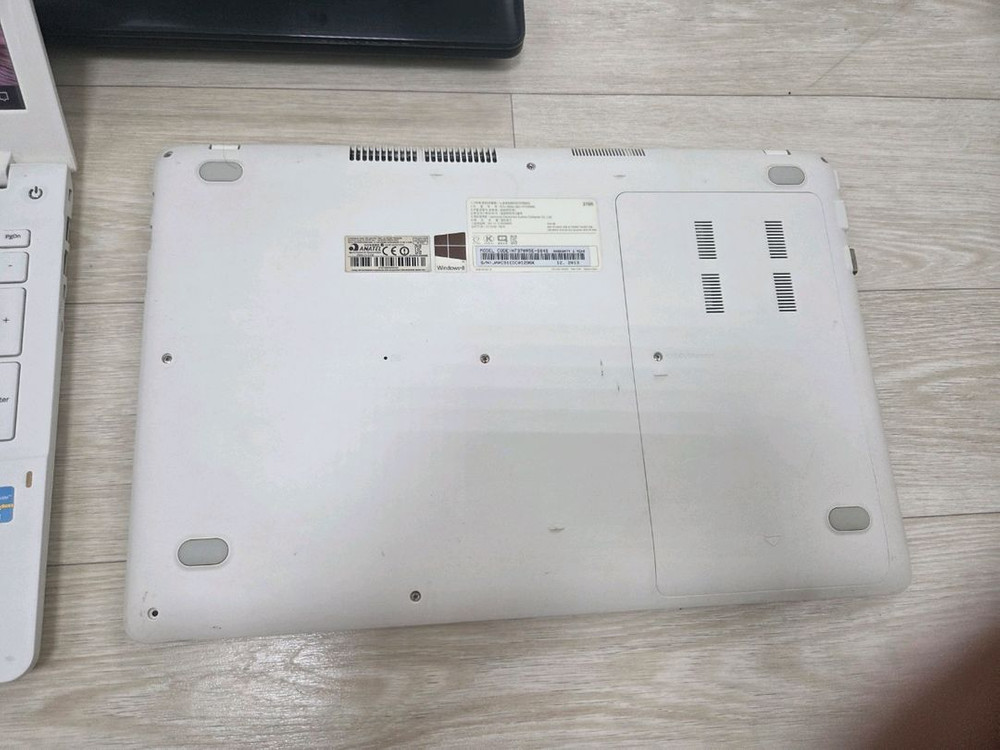 삼성노트북 15인치 3세대 이미지