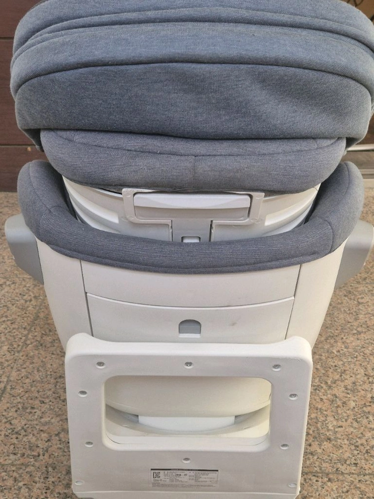 듀클 S-300 회전형 ISOFIX 카시트 2019년 회전정상 이미지