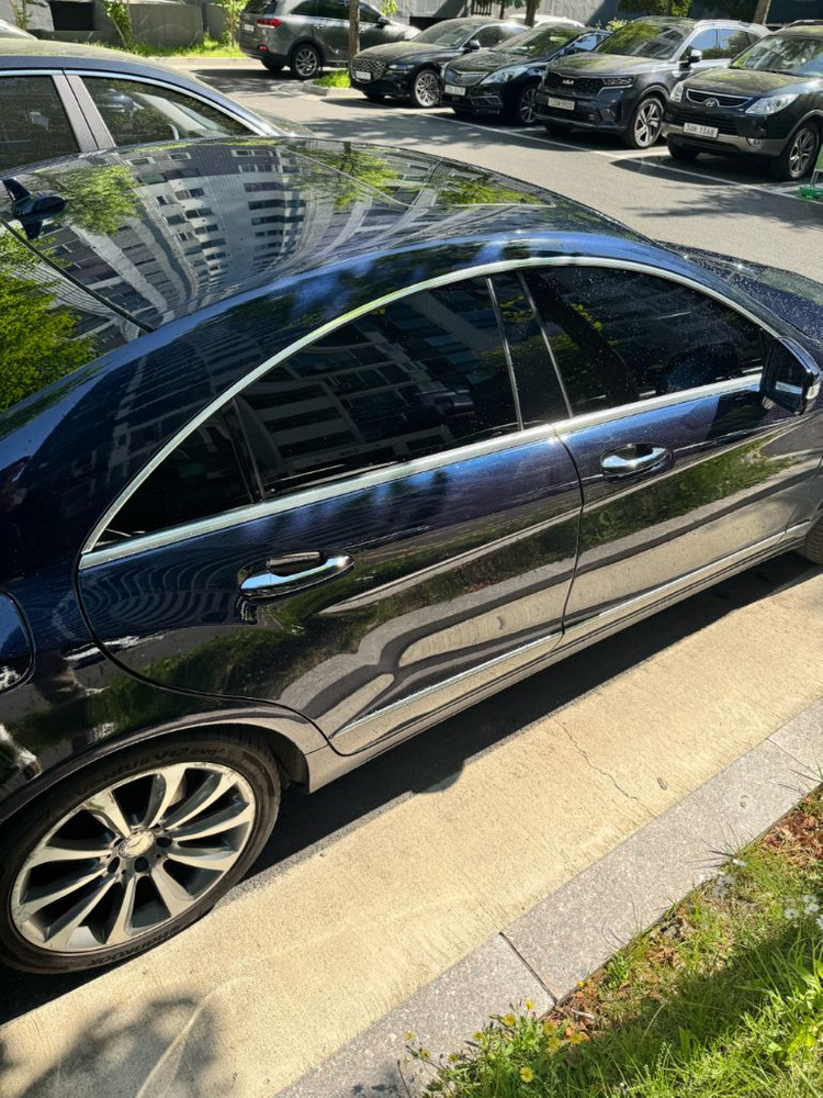 CLS250D 16년식 108,000km 다크블루 이미지