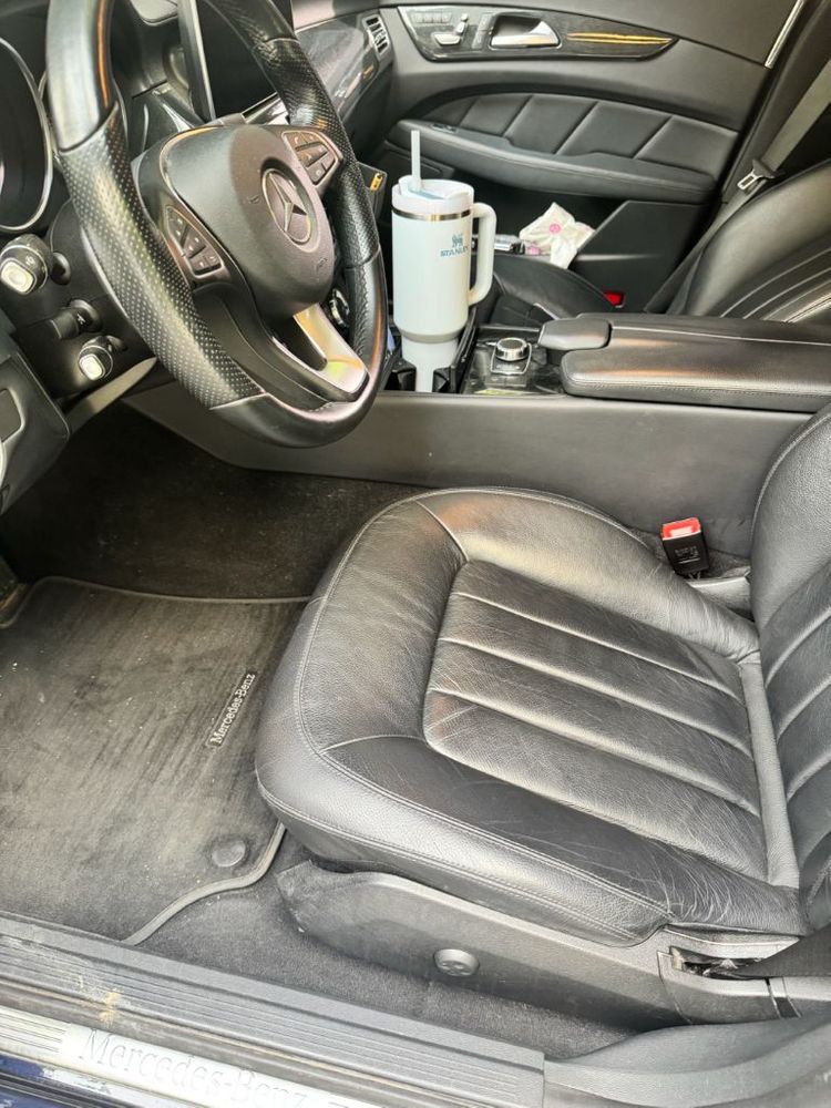 CLS250D 16년식 108,000km 다크블루 이미지