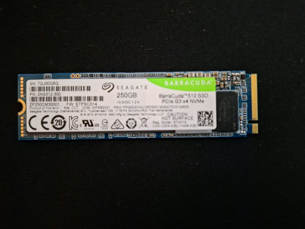 컴퓨터 저장장치 Seagate 바라쿠다 510 M.2 NVME SSD 250GB 이미지