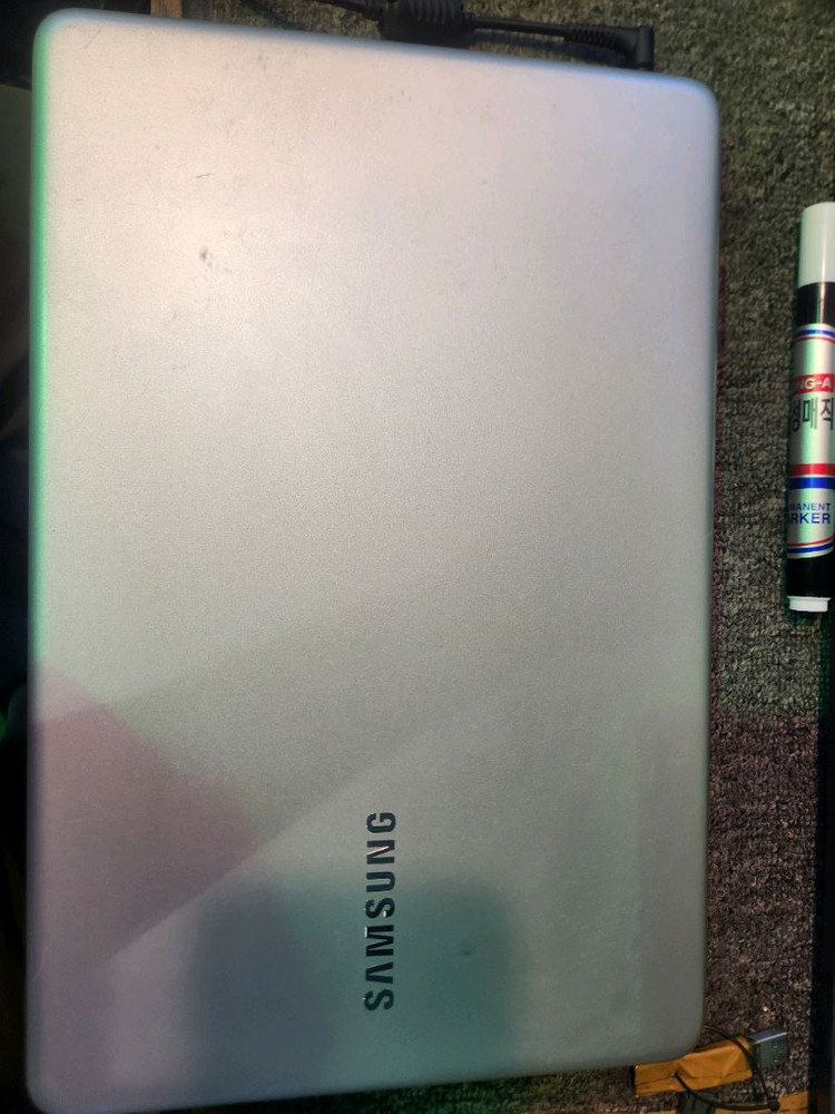 삼성 노트북 i7-8550U 8GB RAM 실버 이미지