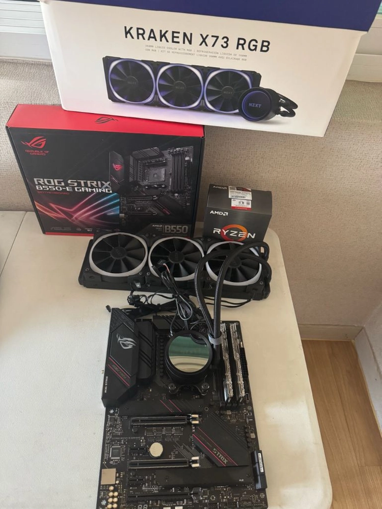 5900x b550 ddr4 cl14 3200 크라켄x73 rgb 보드셋 판매합니다 - 안심되는 중고거래
