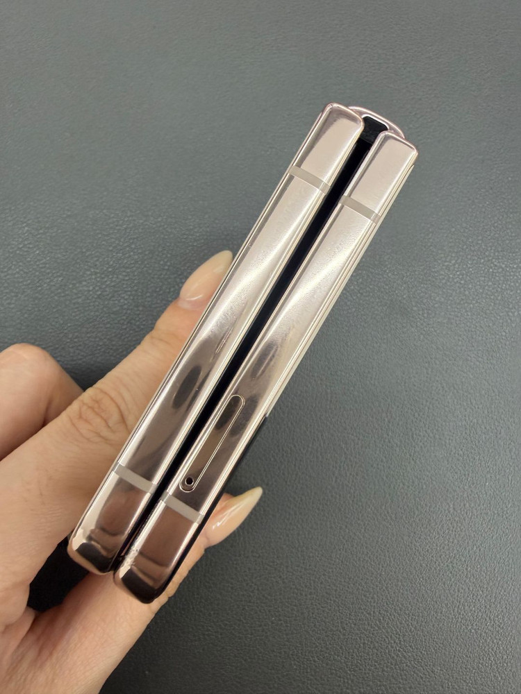 [대전 중고폰] 갤럭시 Z플립4 256GB 핑크 / S급 / 실사진 / 058290 이미지