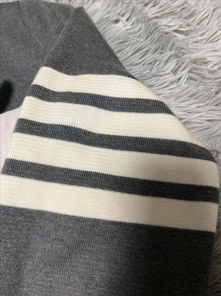 톰브라운 밀라노스티치 가디건 이미지
