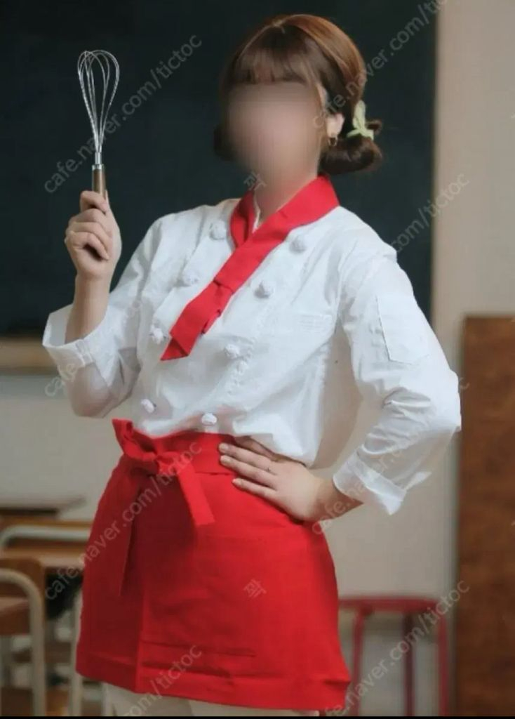 감딸기 꿈빛파티시엘 졸업사진 졸사 컨셉 의상 대여 이미지