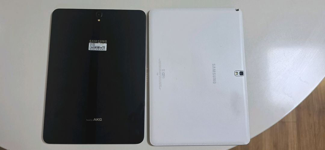 갤럭시탭 총2대 S3 + 노트10.1 이미지
