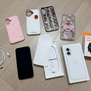아이폰 16 256GB 화이트 풀박스 이미지