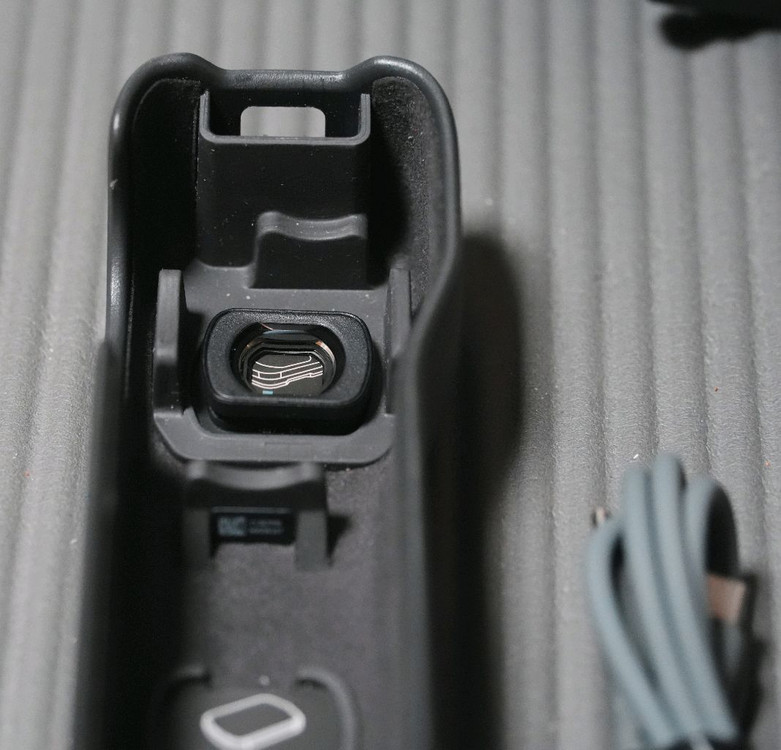 DJI 오즈모포켓3 크리에이터콤보 팝니다 이미지