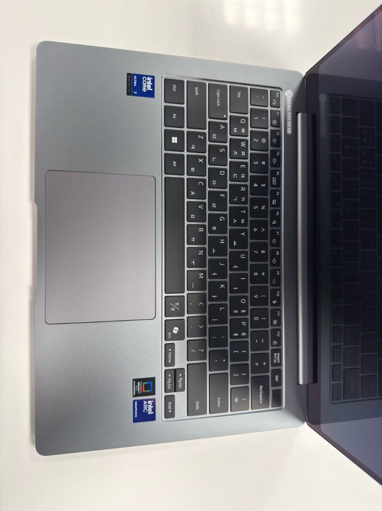 (S급/풀박스급) 갤럭시북5 프로 14인치 NT940XHA-KD72G (울트라7 / 32G / 1TB) 이미지