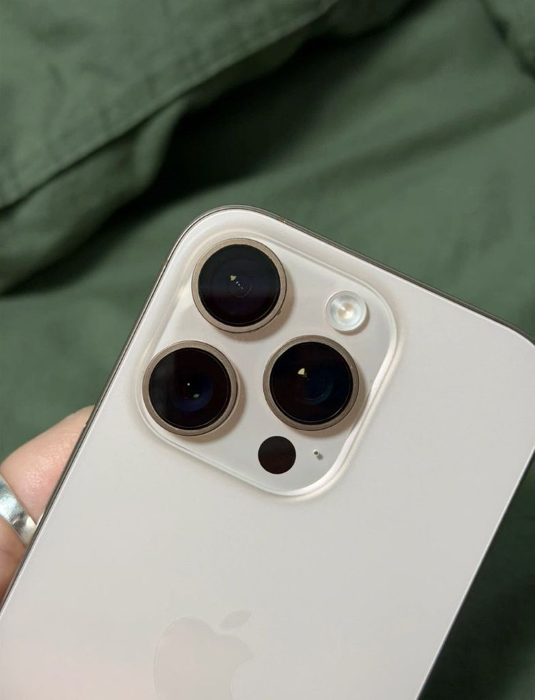 아이폰 16 Pro 256GB 데저트 티타늄(애플케어+) 이미지