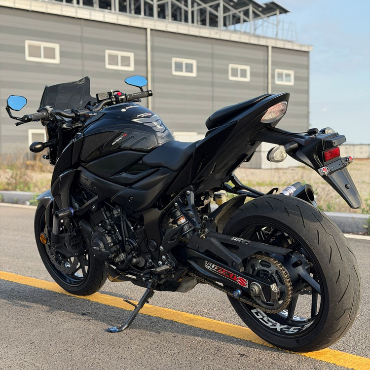 초특가)스즈키GSXS750 18년식 머플러 요시무라 구변O 저렴히판매합니다 이미지