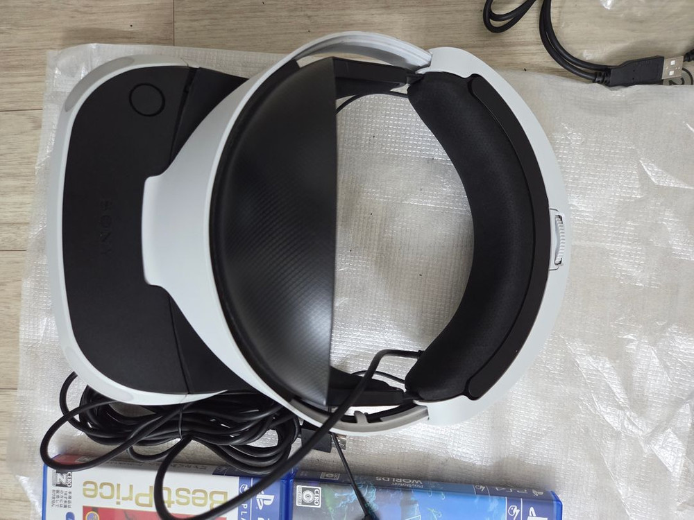 sony PS4PRO VR 메가 팩(게임4개 포함) 팝니다. 이미지