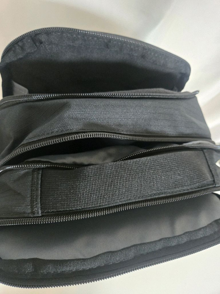 나이키 정품 백팩 새상품 24L 3단 지퍼 블랙 이미지