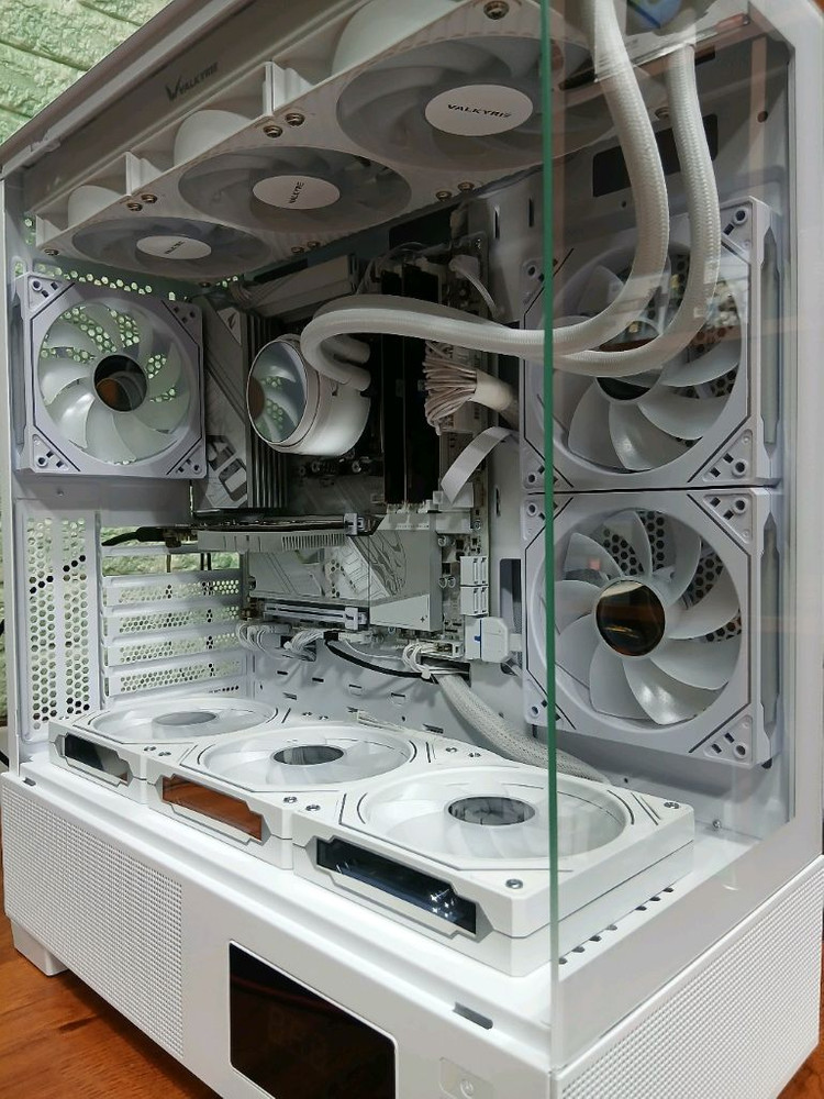 반본체 미사용 ) 9800X3D 컴퓨터 PC 판매 이미지