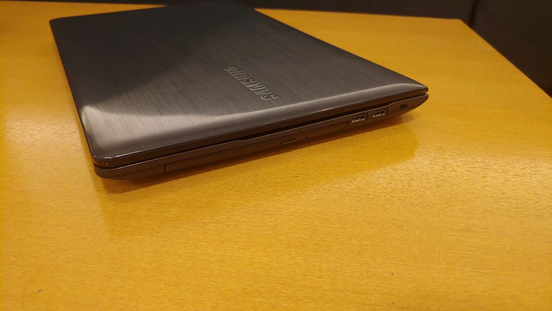 삼성 노트북 NT270 15.6인치 i5-4200u 판매합니다.사무,업무,인강 이미지