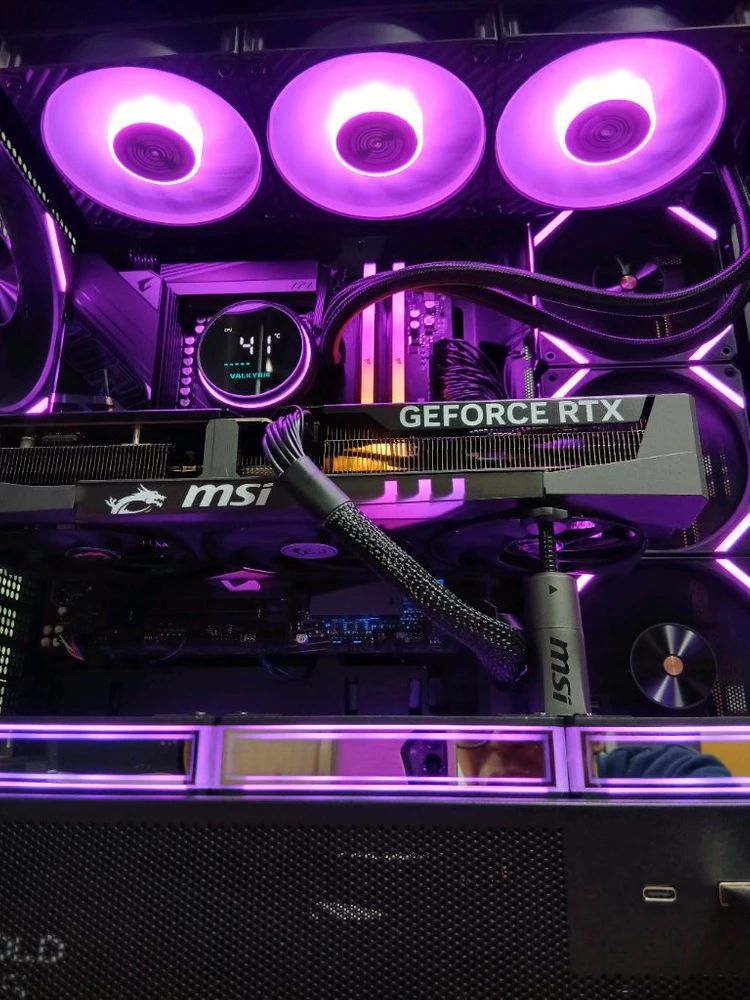 미사용 ) 9800X3D & RTX5070TI 컴퓨터 PC 판매 이미지