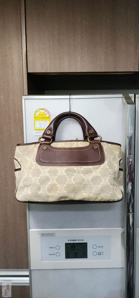 BURBERRY/ CELINE 가방 이미지