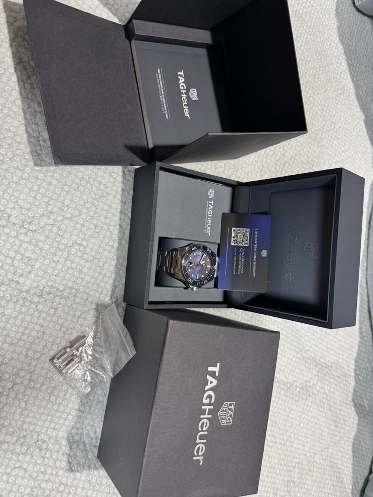 태그호이어 아쿠아레이서 청판 프로페셔널 300 43mm 이미지