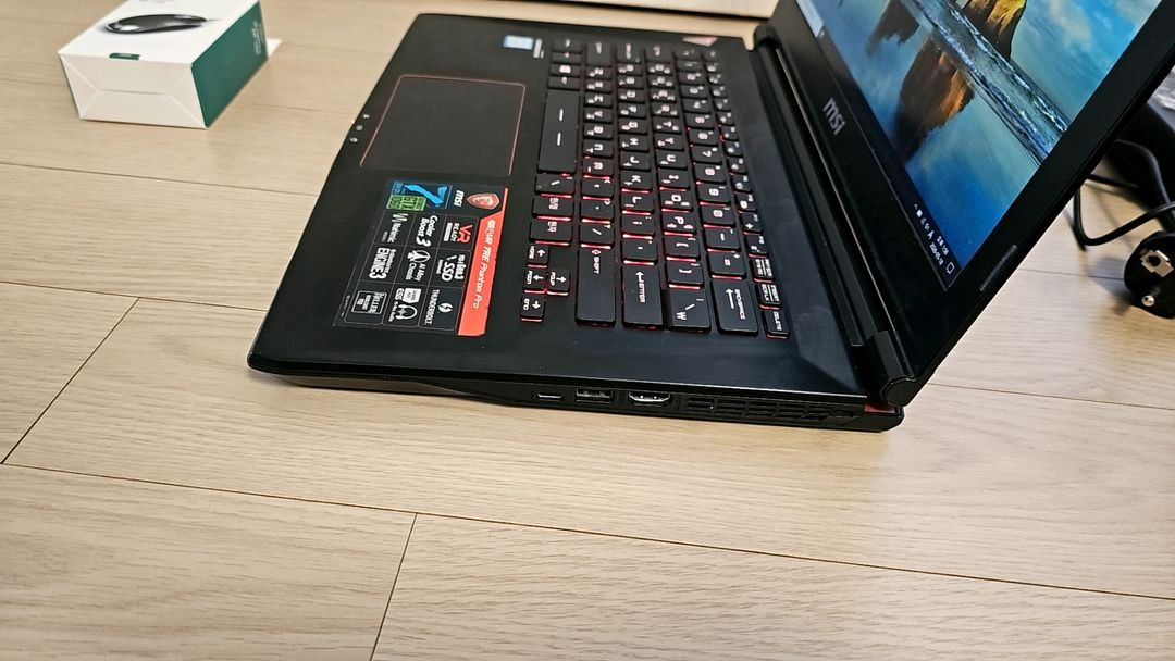 msi 게이밍 노트북 i7 14인치 피파 롤 발로란트 이미지