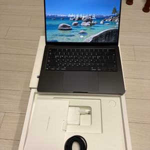 S급 ) 맥북 프로 M4 14인치 16gb 512ssd 스페이스블랙 이미지